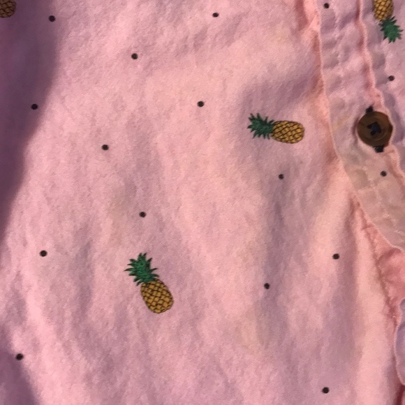 2 boys 2T button down tee shirts for $8 - Picture 4 of 5